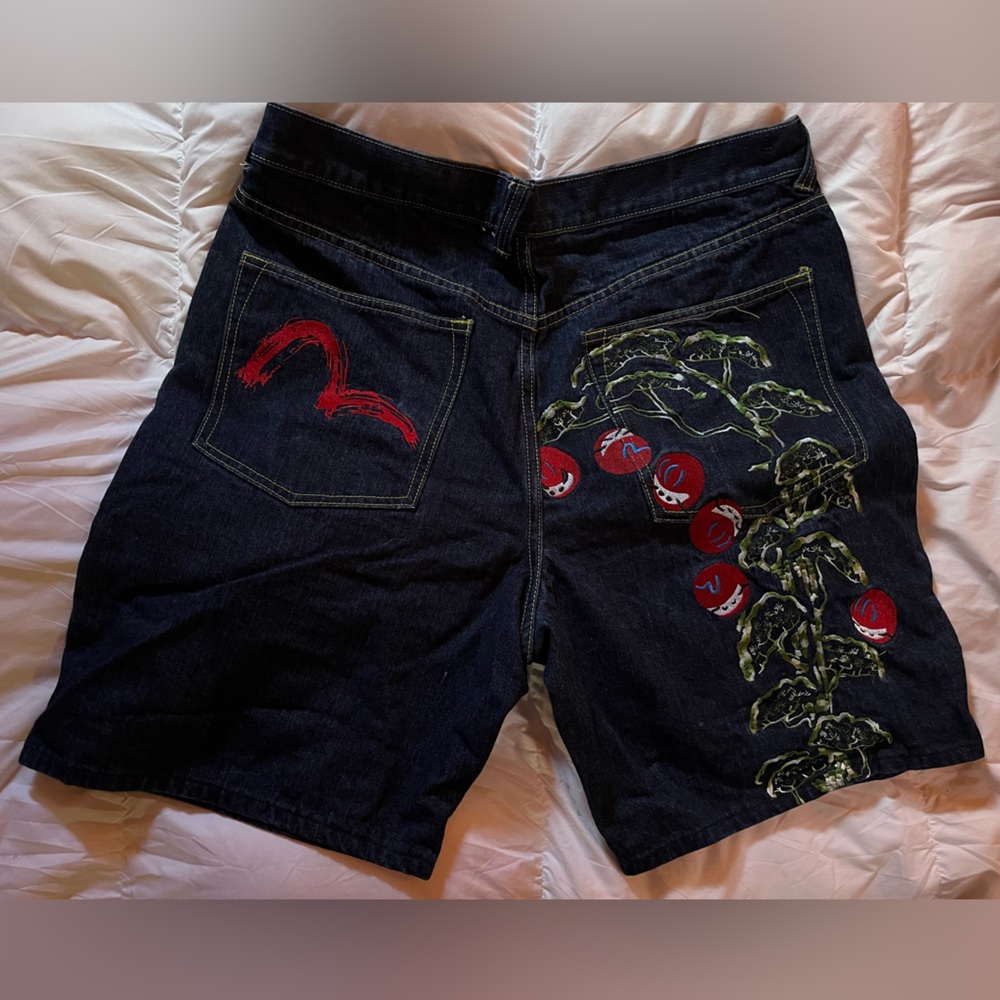 Evisu embroidered jorts